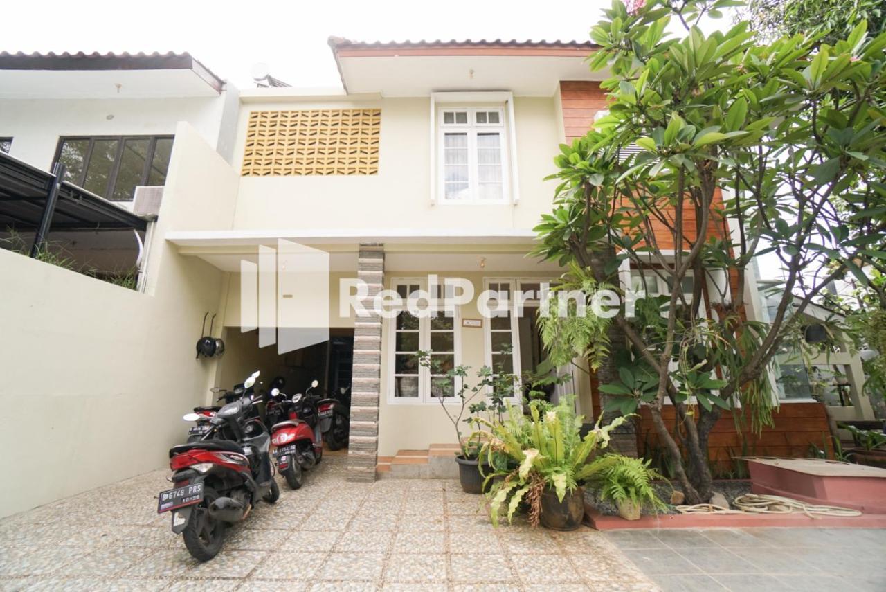 Hotel Fazza Syariah Mitra Reddoorz Jakarta Exteriér fotografie