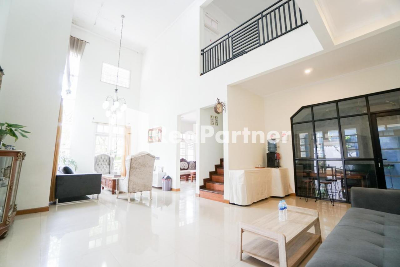 Hotel Fazza Syariah Mitra Reddoorz Jakarta Exteriér fotografie