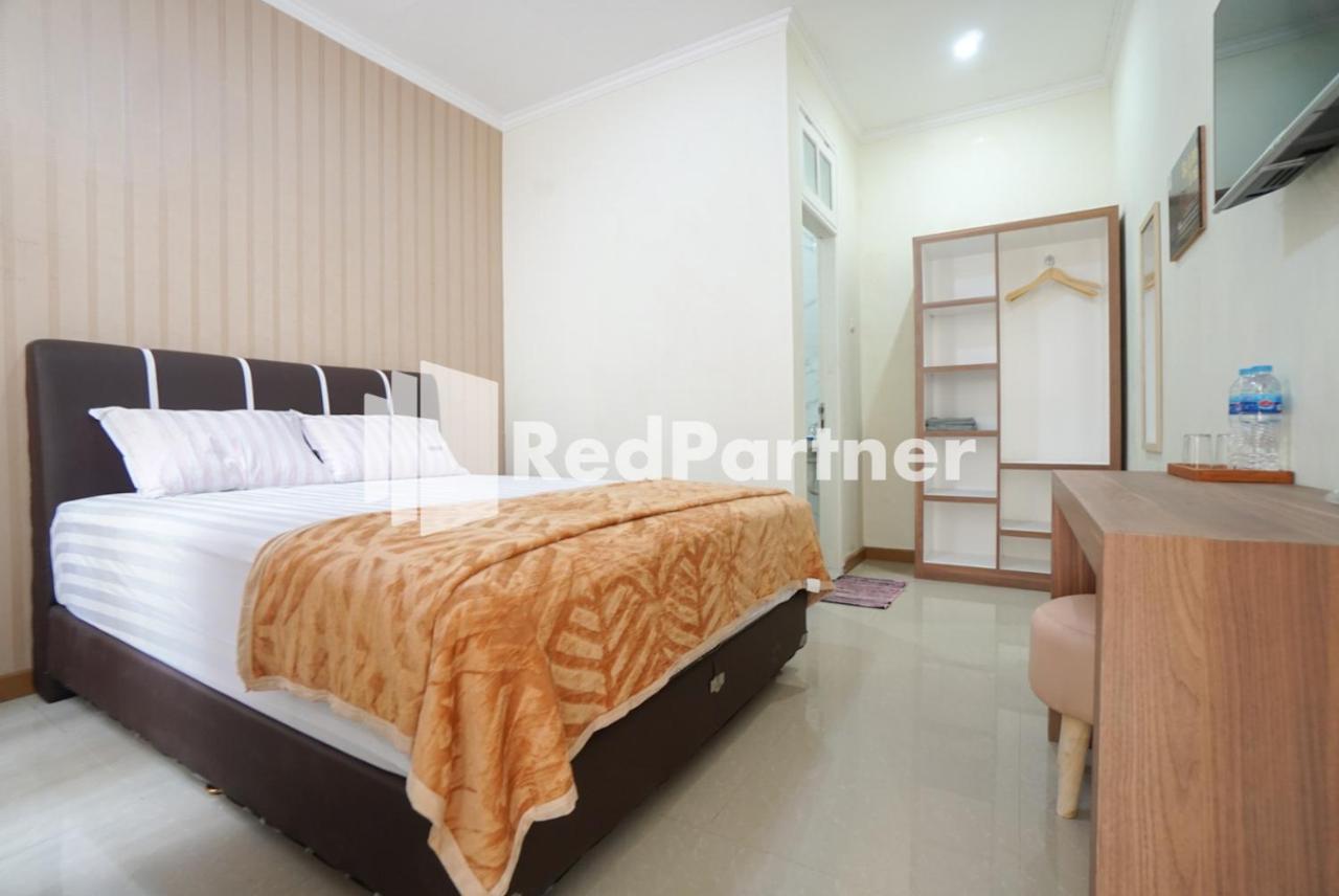 Hotel Fazza Syariah Mitra Reddoorz Jakarta Exteriér fotografie