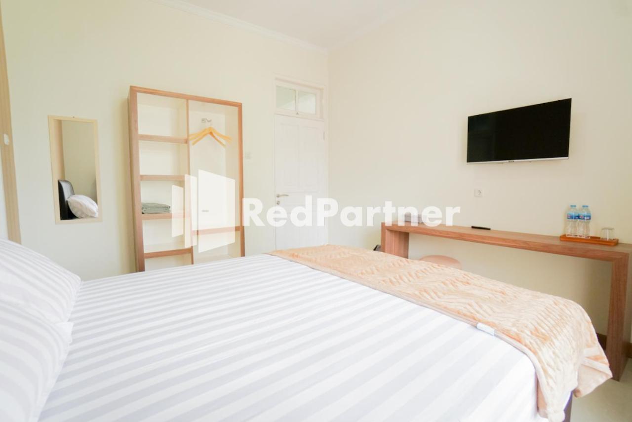 Hotel Fazza Syariah Mitra Reddoorz Jakarta Exteriér fotografie