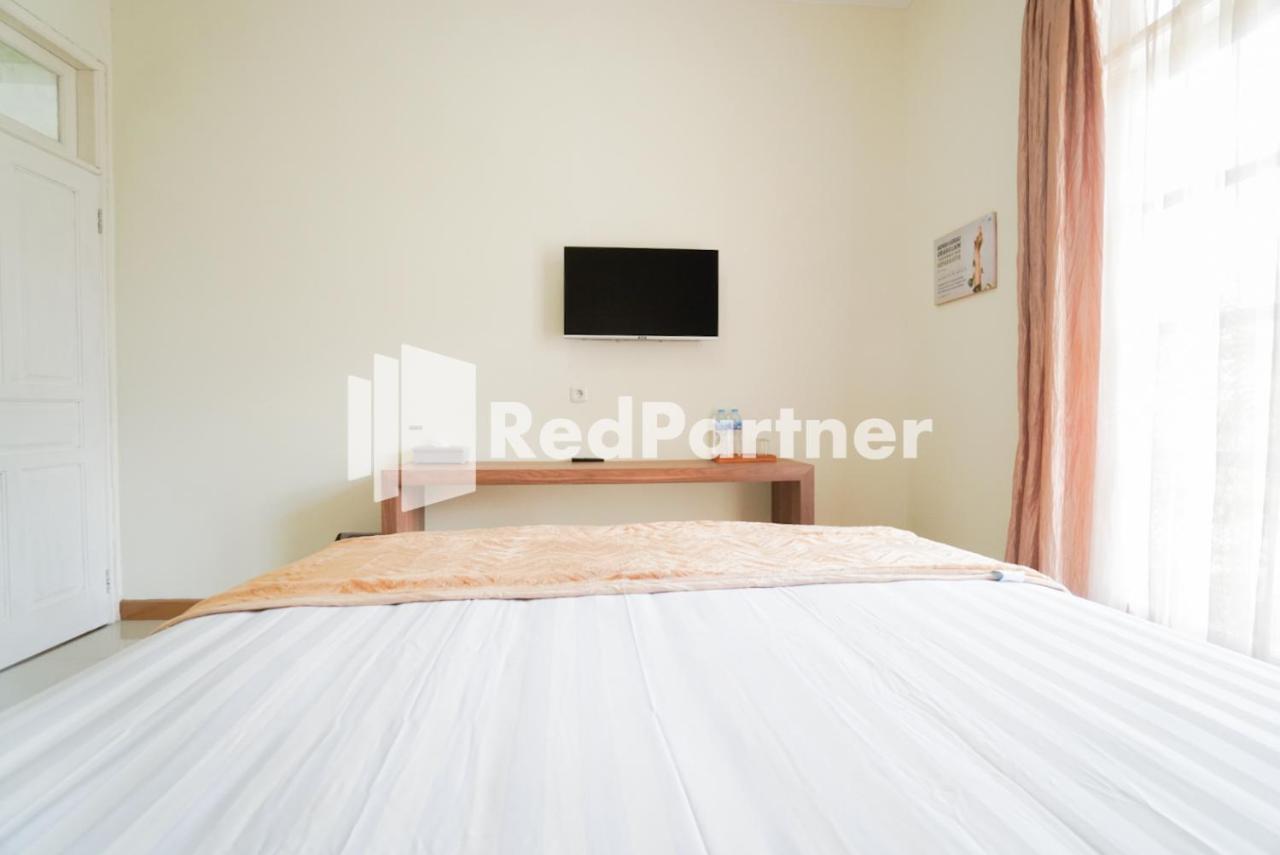 Hotel Fazza Syariah Mitra Reddoorz Jakarta Exteriér fotografie