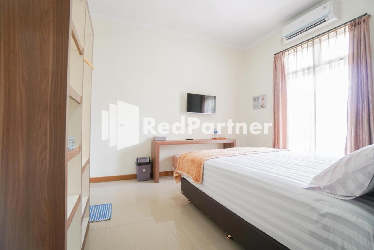 Hotel Fazza Syariah Mitra Reddoorz Jakarta Exteriér fotografie