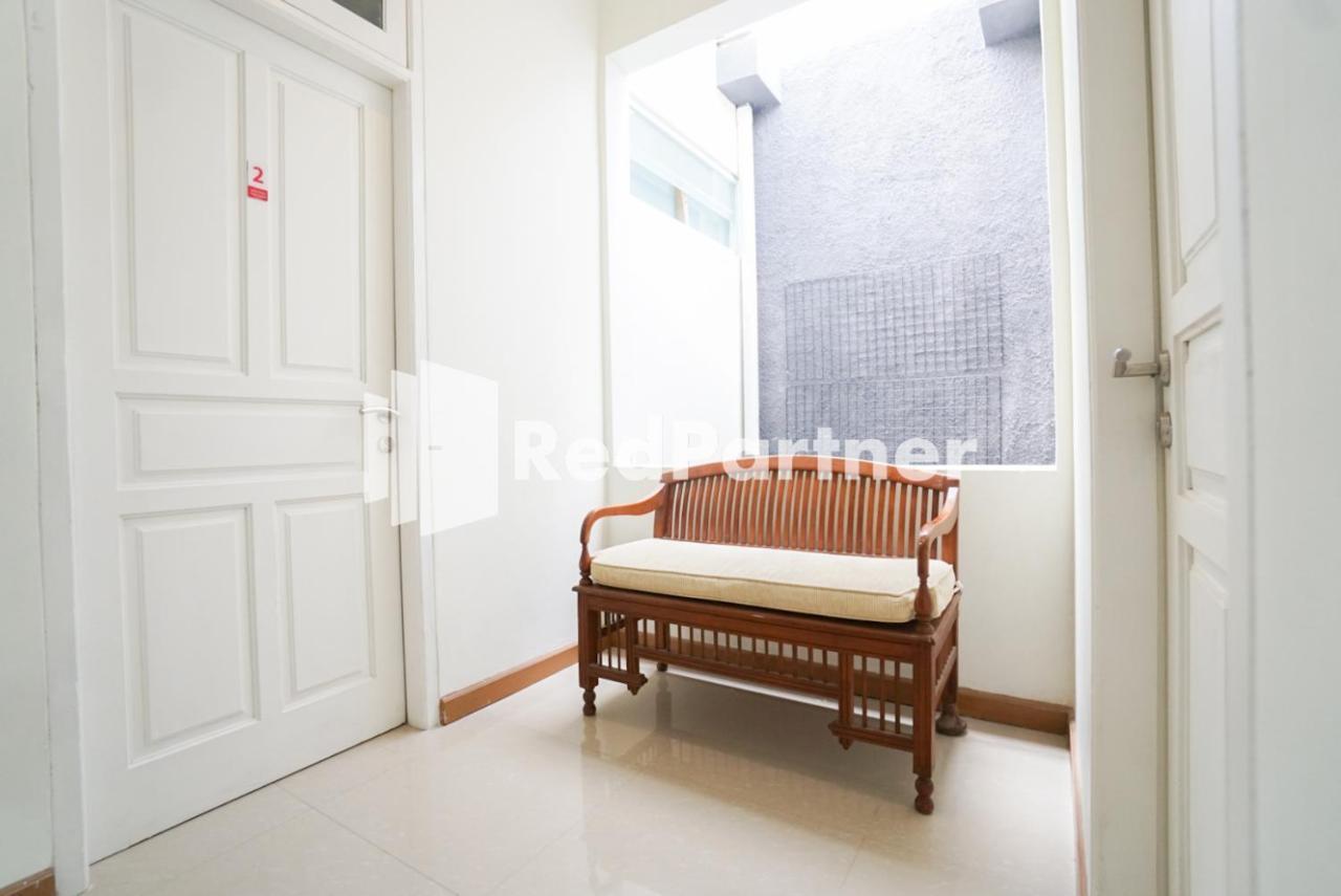 Hotel Fazza Syariah Mitra Reddoorz Jakarta Exteriér fotografie