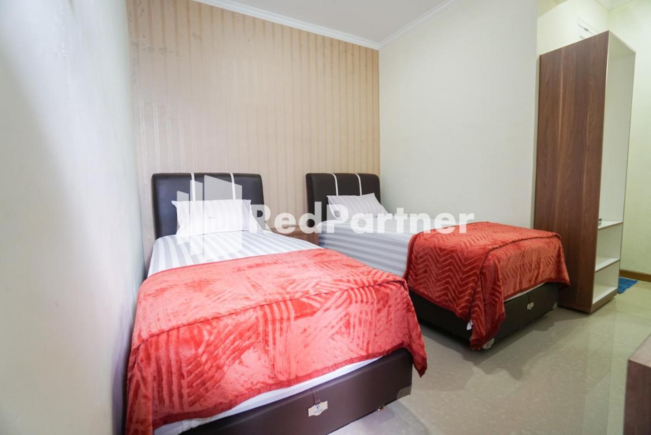 Hotel Fazza Syariah Mitra Reddoorz Jakarta Exteriér fotografie