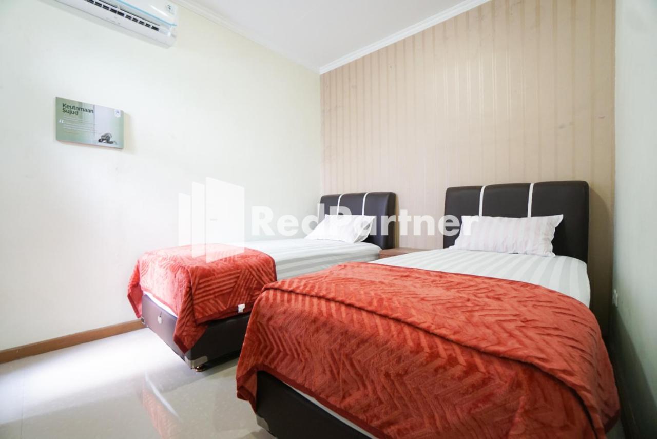 Hotel Fazza Syariah Mitra Reddoorz Jakarta Exteriér fotografie
