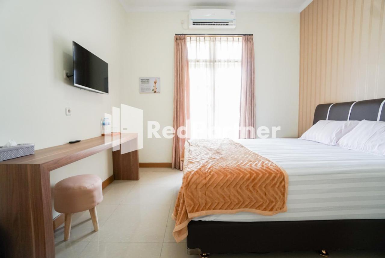 Hotel Fazza Syariah Mitra Reddoorz Jakarta Exteriér fotografie
